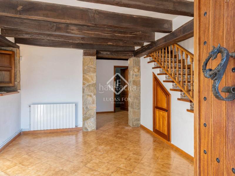 Foto 88a6d3b4-69d5-4fa2-8991-c92f153d4c44. Casale con riscaldamento in Vall d´en Bas (La)