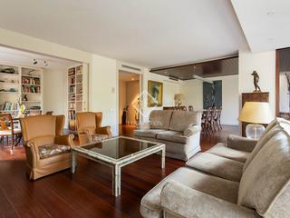 Pis a Sant Gervasi - Bonanova. Piso de cinco dormitorios con 13 m terraza en venta en sant gerv