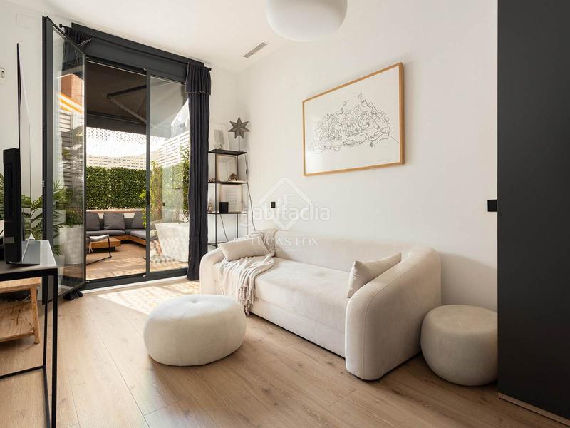 Foto fc34ee8d-ccd6-43df-8948-2650c8e064de. Pis amb calefacció a Dreta de l´Eixample Barcelona