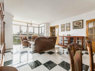 Appartement à Fort Pienc. Piso de 5 dormitorios con 49m terraza en venta en eixample derec