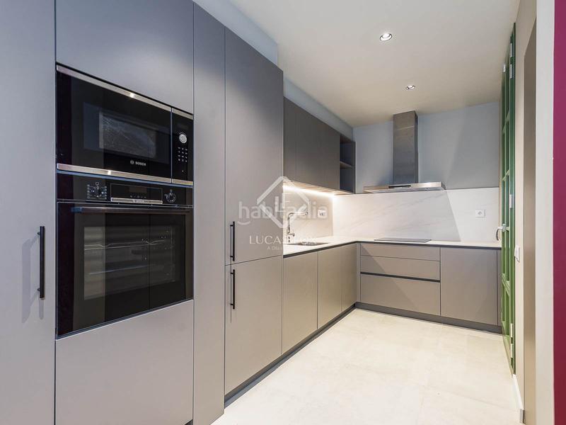 Foto 4cafea0b-c50b-4304-afbf-8b8b239d2932. Appartamento con riscaldamento in Gòtic Barcelona