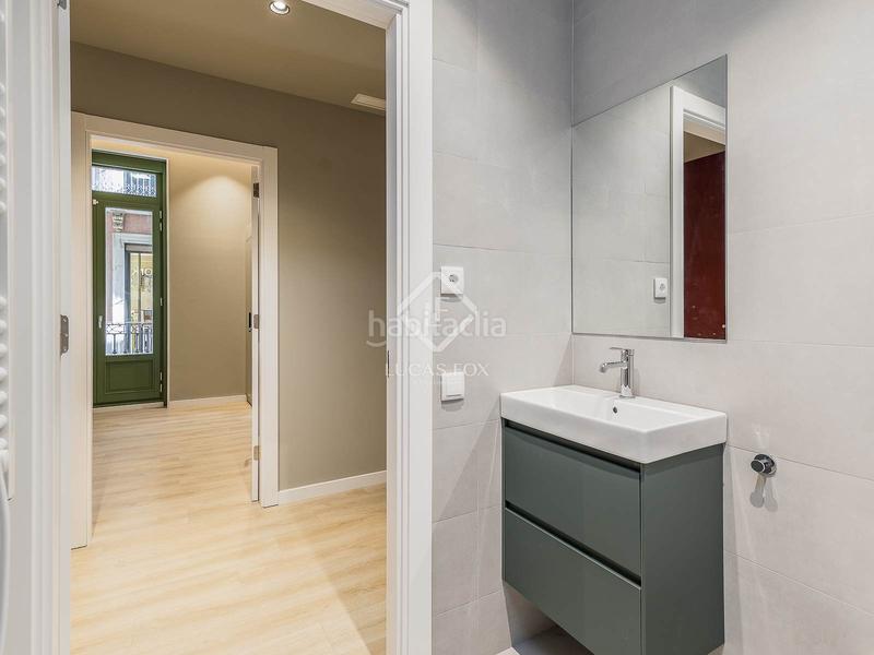 Foto 5ab5ca27-08fb-4c8e-aa75-e9abd7d97fa4. Appartamento con riscaldamento in Gòtic Barcelona