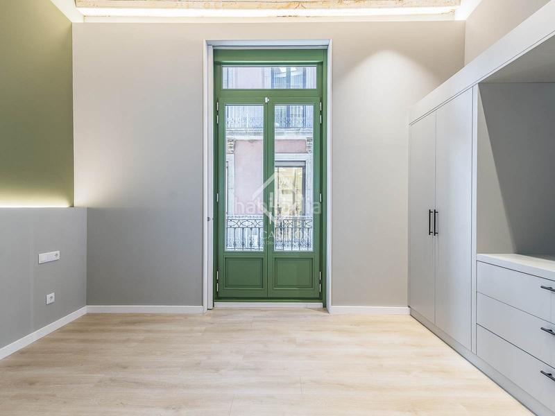 Foto 62c8fcd0-12a6-4675-a9fb-89980a17ada7. Appartamento con riscaldamento in Gòtic Barcelona