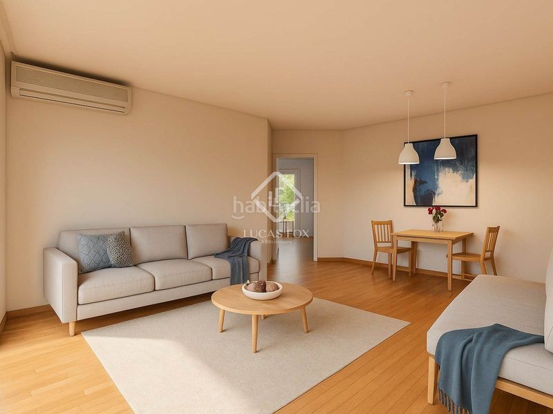 Foto 766749c5-f2d5-40b4-890f-2ceca3cd80c6. Pis amb calefacció aparcament a La Vila Olímpica del Poblenou Barcelona