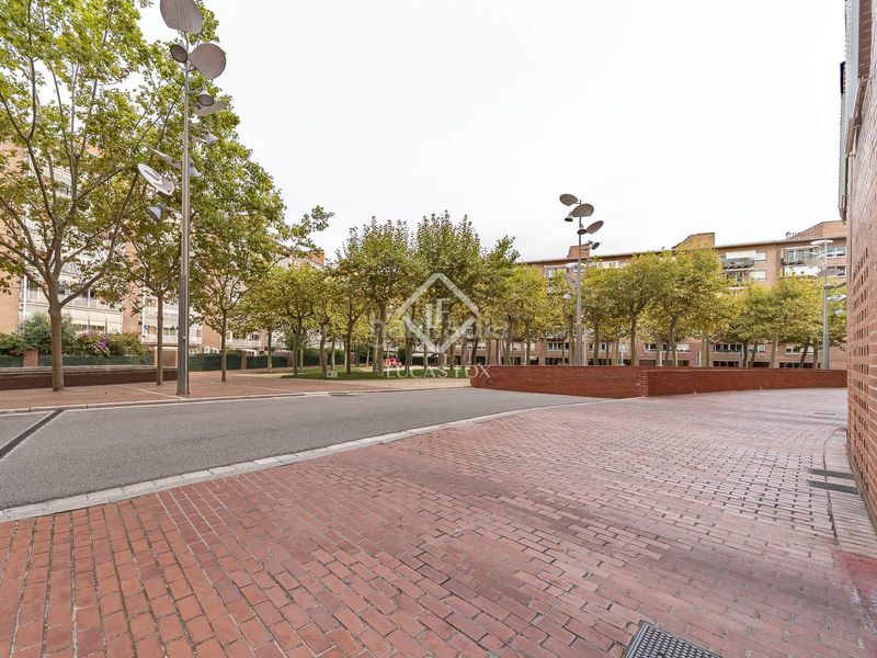 Foto c0c9e041-1d02-4b01-8e65-aaf4da1f92ea. Pis amb calefacció aparcament a La Vila Olímpica del Poblenou Barcelona