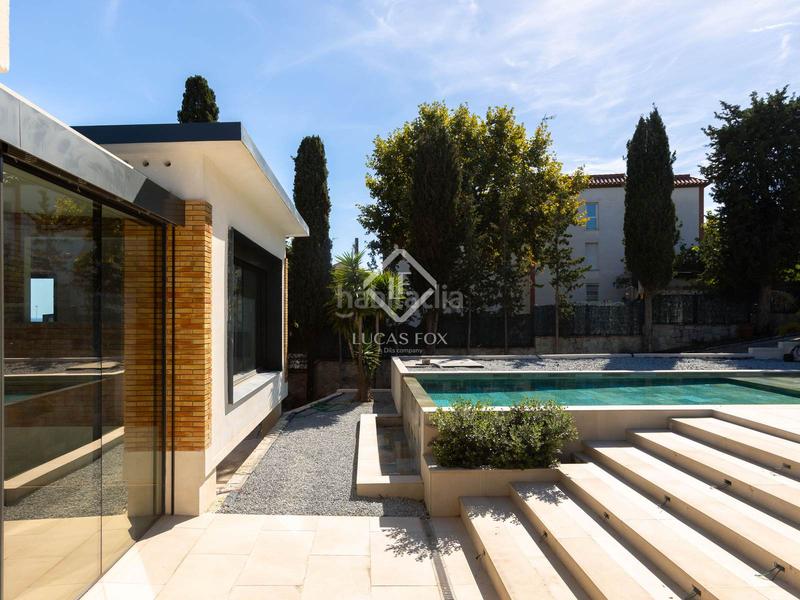 Foto 9ec154d7-7752-40bc-b8d6-e955d7a539a6. Chalet avec chauffage parking piscine dans Tiana