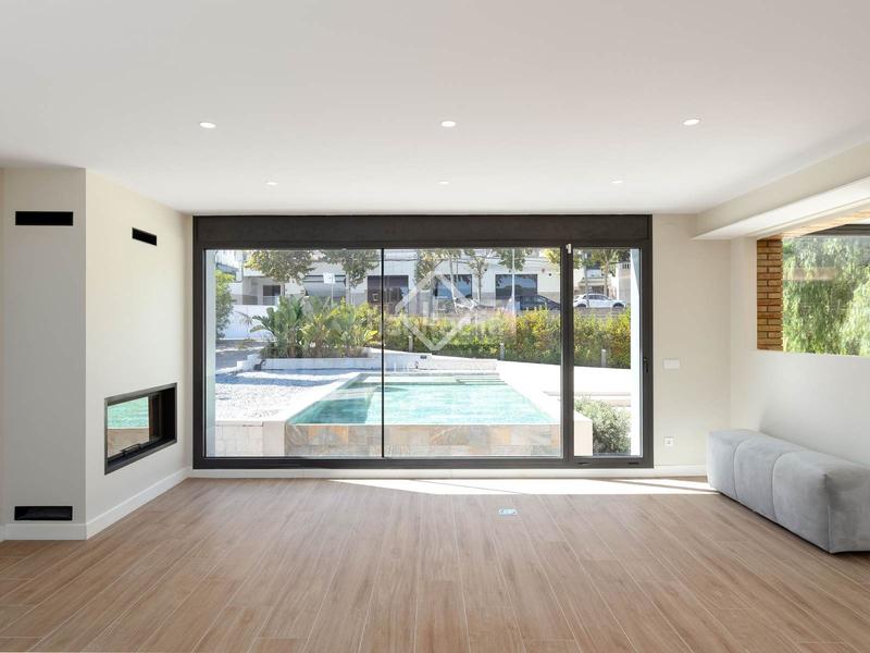 Foto f25d2ef9-eff0-4b77-9715-58b668a07ef9. Chalet avec chauffage parking piscine dans Tiana