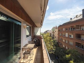 Àtic a Sant Gervasi - Galvany. Ático en excelentes condiciones de 6 dormitorios en venta en san
