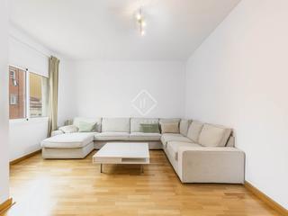 Appartement à Guinardó. Magnífica propiedad con licencia turística en guinardó
