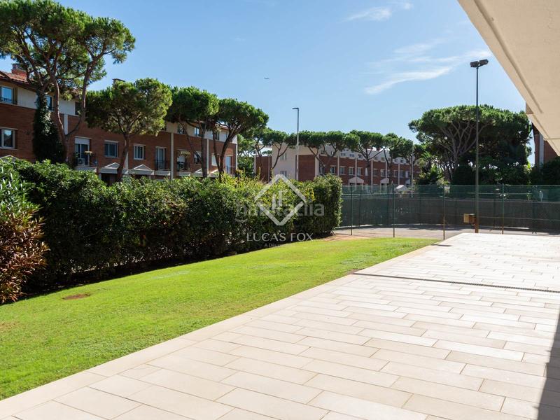 Foto 1abb1ab8-23a1-4b44-aea8-ca26a84b6bbd. Flat with heating parking pool in Gava Mar Gavà