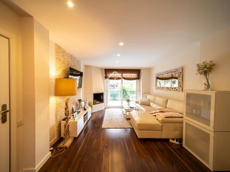 Foto 4dd9d17d-4f4d-4cce-9af9-7438a53d8a3f. Flat with heating parking pool in Gava Mar Gavà