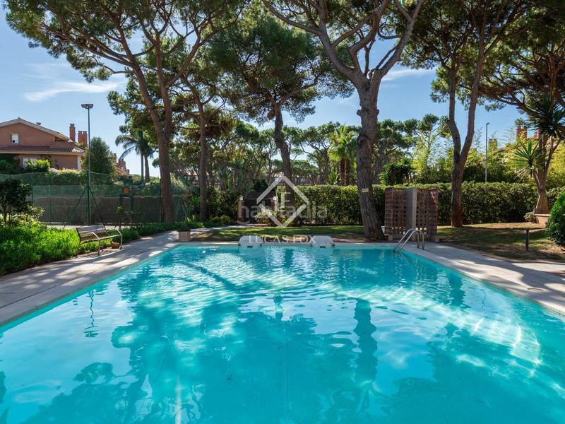 Foto af0842d6-ddea-4af1-8c72-2c910cf343b7. Flat with heating parking pool in Gava Mar Gavà