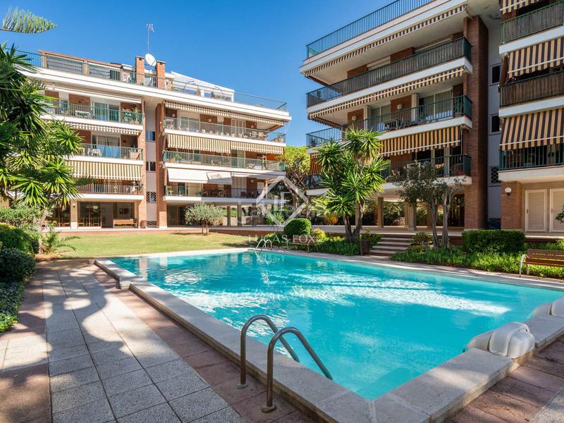Foto d3f1b841-cdda-46ef-80c3-8665b8543c60. Flat with heating parking pool in Gava Mar Gavà