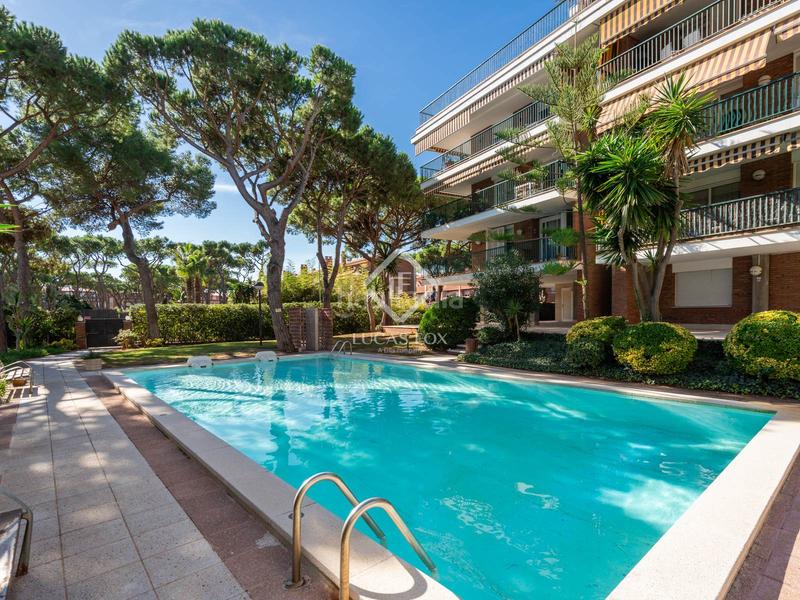 Foto ef32c167-8e8f-4cee-842b-7df52fb9a072. Flat with heating parking pool in Gava Mar Gavà