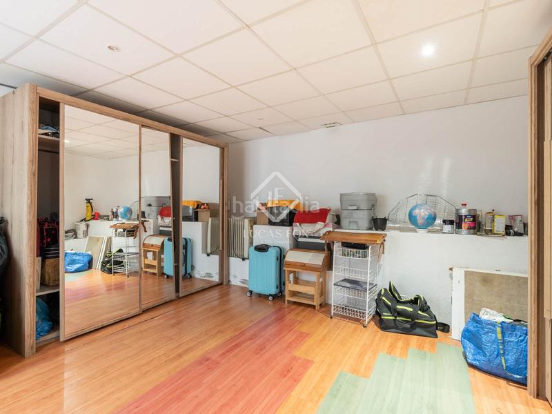 Foto 96062a57-e6a3-4bb5-8d3f-7ca04e64581c. Chalet with pool in les botigues de Sitges Sitges