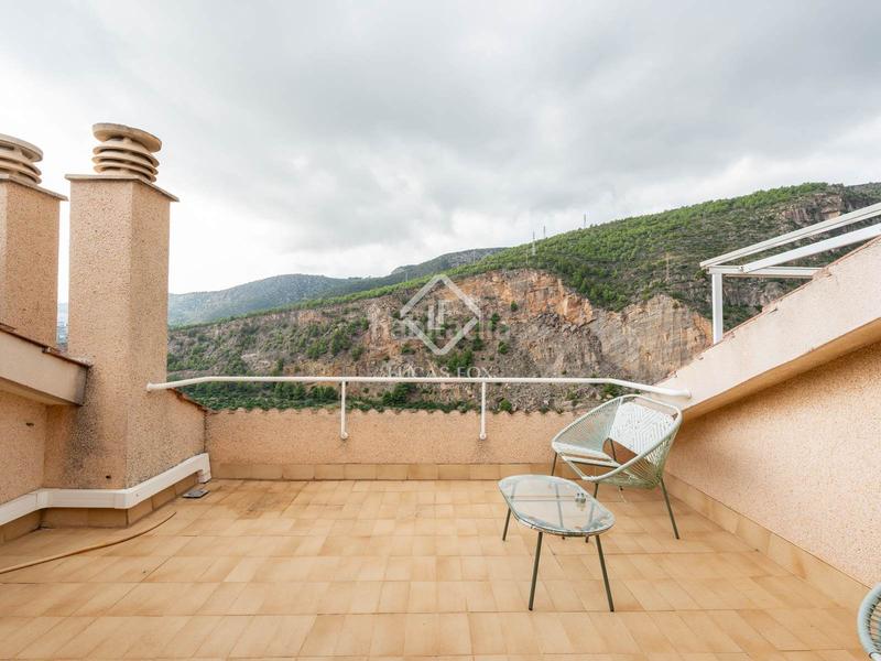 Foto e6ce7dd6-81a2-4eed-ae5f-5a85d547a45b. Chalet with pool in les botigues de Sitges Sitges