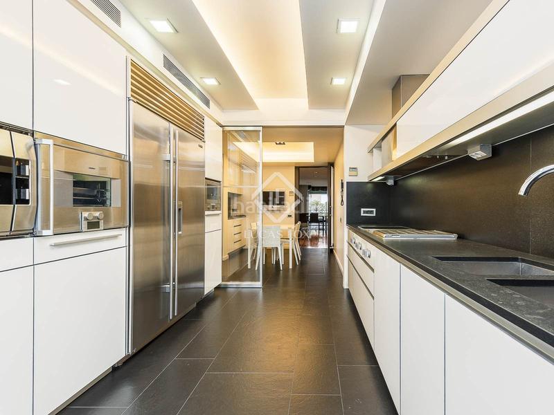 Foto 1e9bfcde-ef19-431f-8011-3ab2a4d38afd. Appartamento con riscaldamento parcheggio in Tres Torres Barcelona