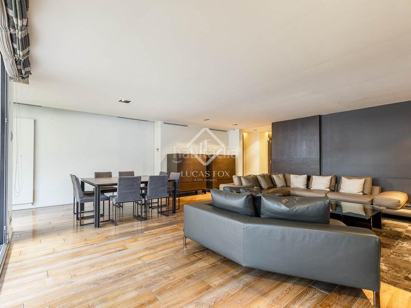 Foto 23f28465-2410-40ea-aa8a-f9e2945c5ff8. Appartamento con riscaldamento parcheggio in Tres Torres Barcelona