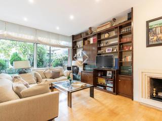 Chalet en Sant Domènec. Casa  villa de 4 dormitorios con 30m terraza en venta en sant cu