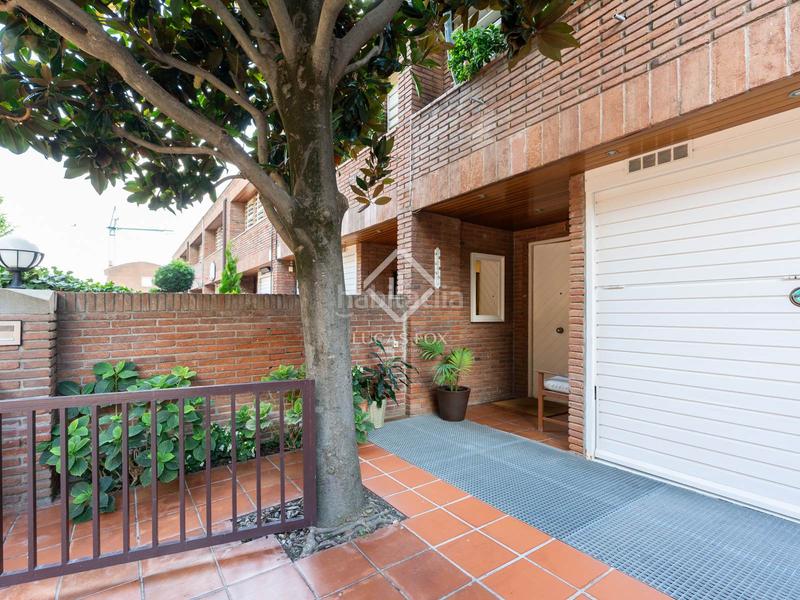 Foto 46480a39-9c31-43e3-b32a-50ca82814ac4. Chalet avec parking dans Sant Domènec Sant Cugat del Vallès