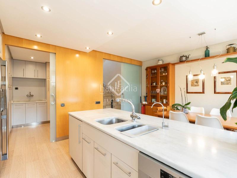 Foto fc81091c-0a82-4908-8249-6142b9c2eaa2. Chalet avec parking dans Sant Domènec Sant Cugat del Vallès