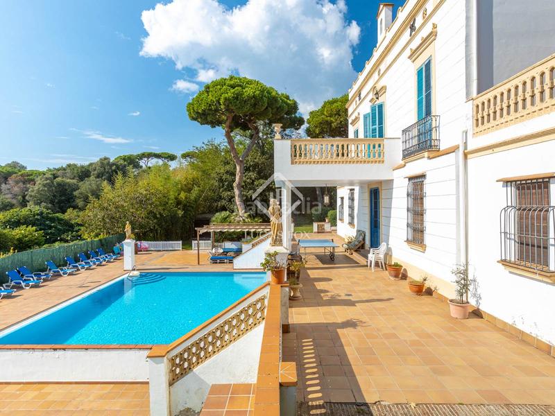 Foto 81b498a9-b52e-48f6-9cb4-f5a85cbb116a. Chalet avec chauffage parking piscine dans Urbanitzacions Arenys de Mar