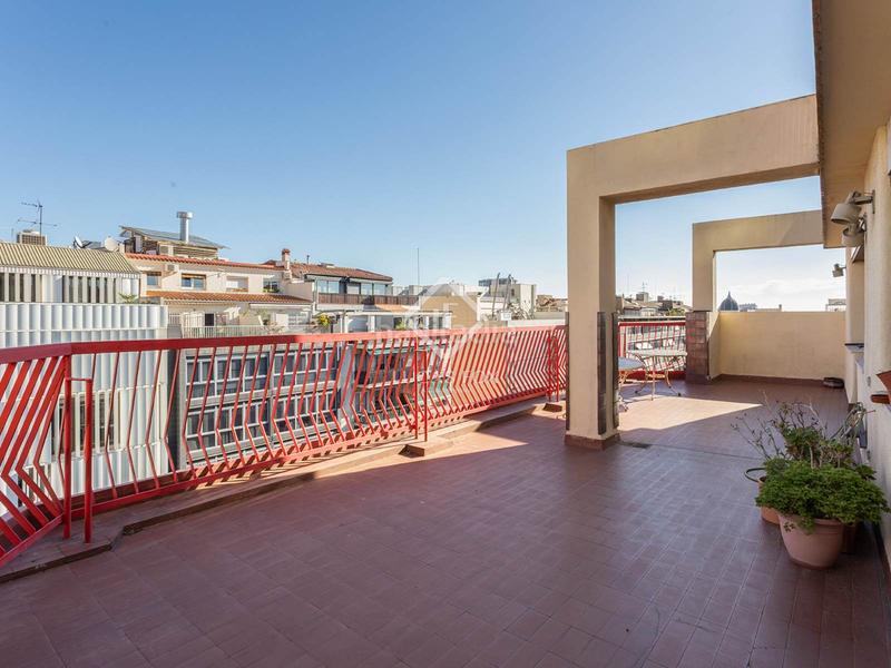 Foto 32172ff8-5ae0-4f77-b464-9c5df71bff14. Dachwohnung mit parking pool in Sant Gervasi - Galvany Barcelona