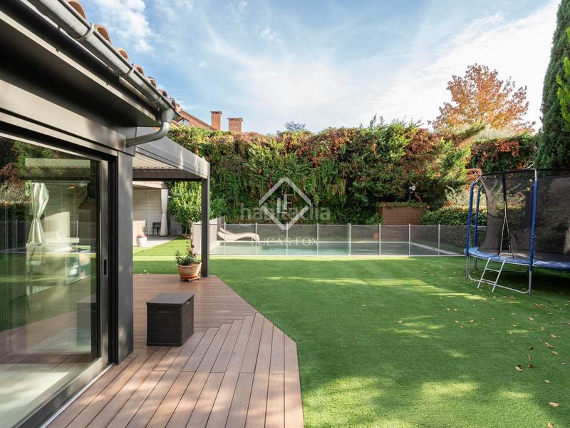 Foto 385dd00d-5fd5-4510-847c-4ea850359dd1. Xalet amb calefacció aparcament piscina a Golf-Can Trabal Sant Cugat del Vallès