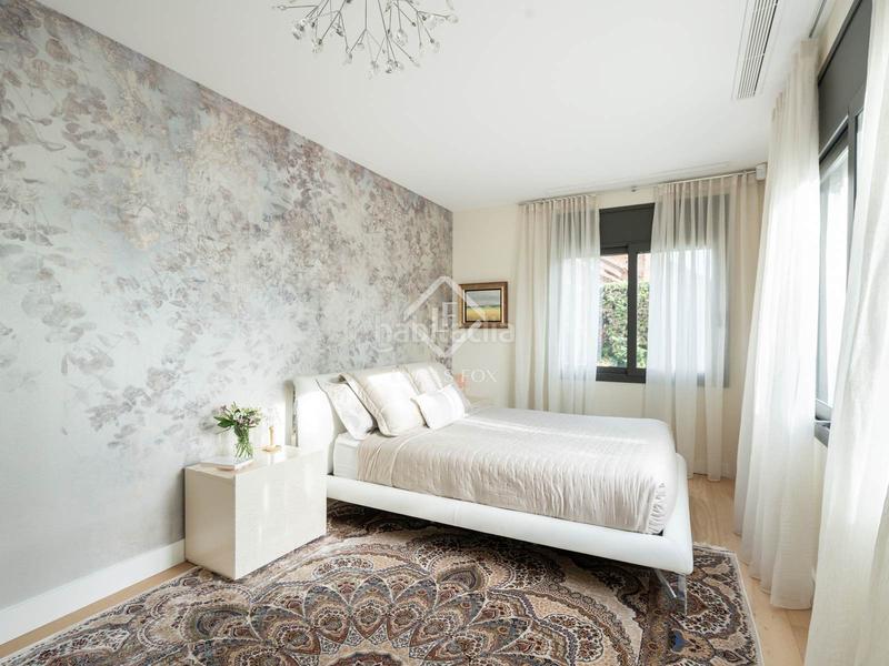 Foto 8eb39dae-54ab-40df-98e1-6c4b666fe69c. Xalet amb calefacció aparcament piscina a Golf-Can Trabal Sant Cugat del Vallès