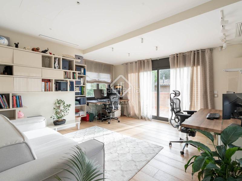 Foto de1210fa-062c-4fa1-9cf6-d1ba40d1d660. Xalet amb calefacció aparcament piscina a Golf-Can Trabal Sant Cugat del Vallès