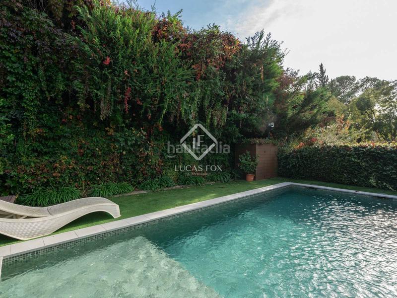 Foto de5ec29c-e2f7-4465-b842-f97f8f18b210. Xalet amb calefacció aparcament piscina a Golf-Can Trabal Sant Cugat del Vallès