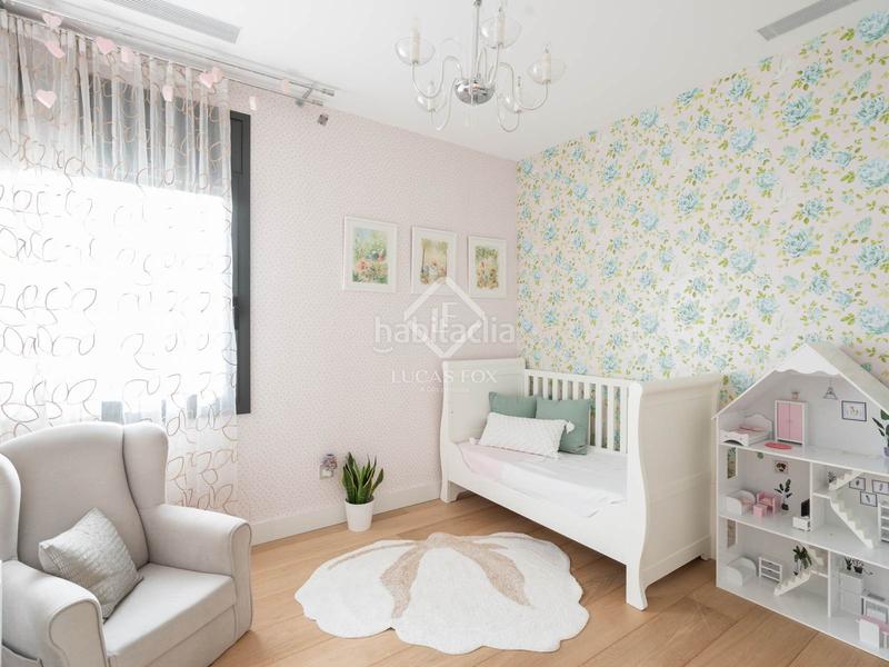 Foto f59a575e-557a-40e5-b8d5-b4ba729988e2. Xalet amb calefacció aparcament piscina a Golf-Can Trabal Sant Cugat del Vallès