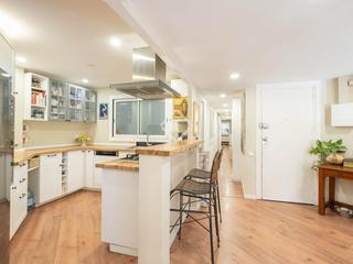 Etagenwohnung in Centre - Estació. Precioso piso de 167 m construidos, con 4 dormitorios y 2 baños