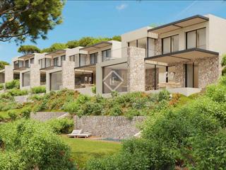 Xalet a Sa Riera-Sa Fontansa. Fantástica villa de 4 dormitorio de obra nueva, situada a poca d