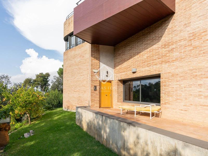 Foto a22e7eec-4eb8-480f-8577-779eac295861. Chalet avec chauffage parking piscine dans La Floresta Sant Cugat del Vallès