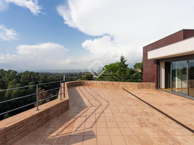 Foto fce18a43-a190-472d-96f6-83ab0eb76ca7. Chalet avec chauffage parking piscine dans La Floresta Sant Cugat del Vallès