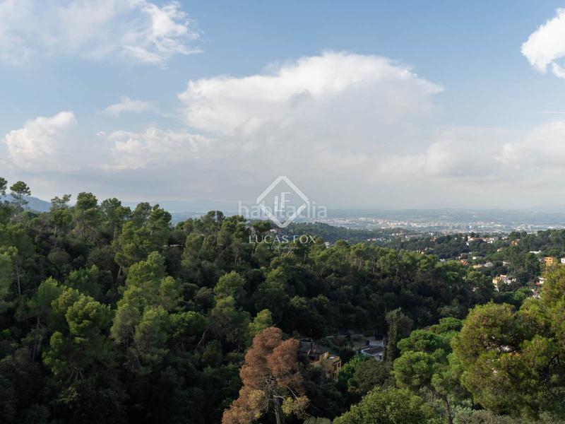 Foto 305066f0-9e92-4b87-a4de-9af589f8c54d. Xalet amb calefacció aparcament piscina a La Floresta Sant Cugat del Vallès