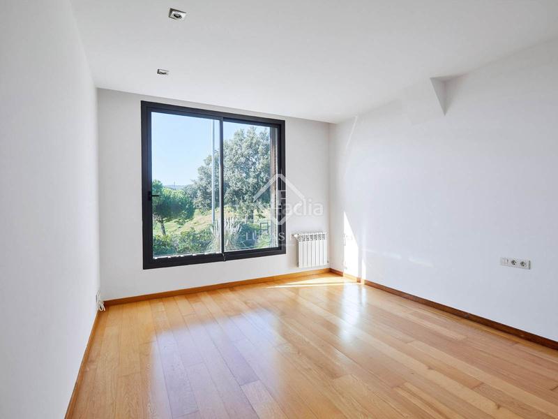 Foto 5b954cf4-3ffb-4619-ba4b-baf52731cfa3. Xalet amb calefacció aparcament piscina a El Balís - Can Calella Sant Vicenç de Montalt