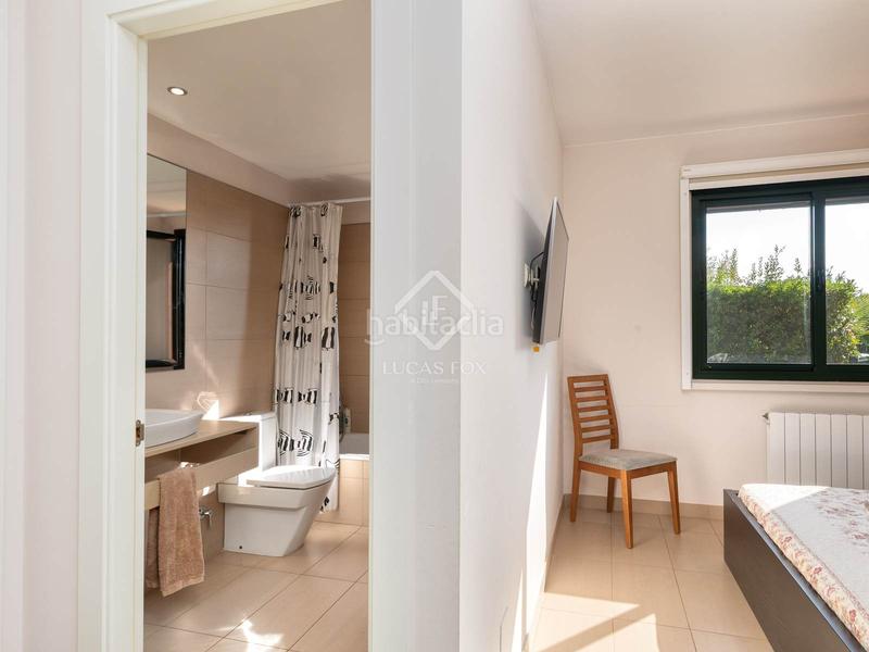 Foto 2c3c83c8-3d34-4cc8-addb-0dfa902b5dc8. Chalet avec piscine dans Navata