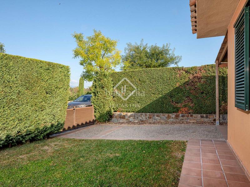 Foto 57d0b0cc-6d50-45a4-9f7d-6967d2876121. Chalet avec piscine dans Navata