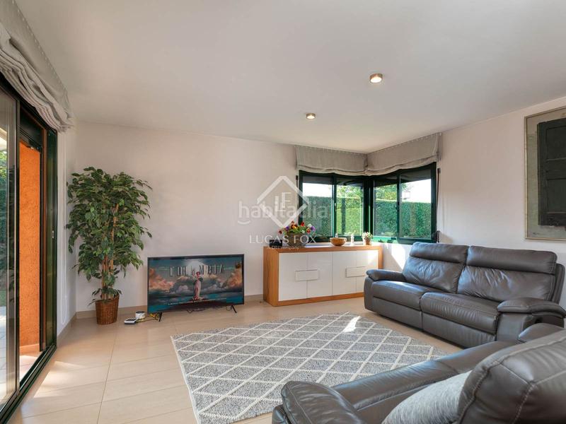 Foto 8812137a-db4c-4a39-952d-96eea822e828. Chalet avec piscine dans Navata