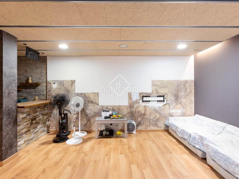 Foto 2fea65dd-39e5-4acc-a841-500742fe6ca7. Xalet amb calefacció aparcament piscina a Vallromanes