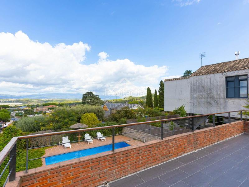 Foto 39d85ad5-c898-47ba-9f0d-fbeb52ff9d3c. Xalet amb calefacció aparcament piscina a Vallromanes