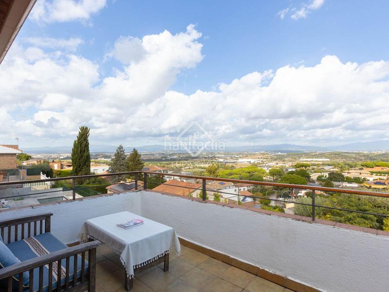 Foto 8bb308dd-83ba-4003-a551-fc4eb9c62534. Xalet amb calefacció aparcament piscina a Vallromanes