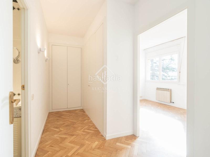 Foto 33d42b21-d83d-4143-8bb0-0b97bcddae4c. Affitto appartamento con parcheggio piscina in Eixample Sant Cugat del Vallès