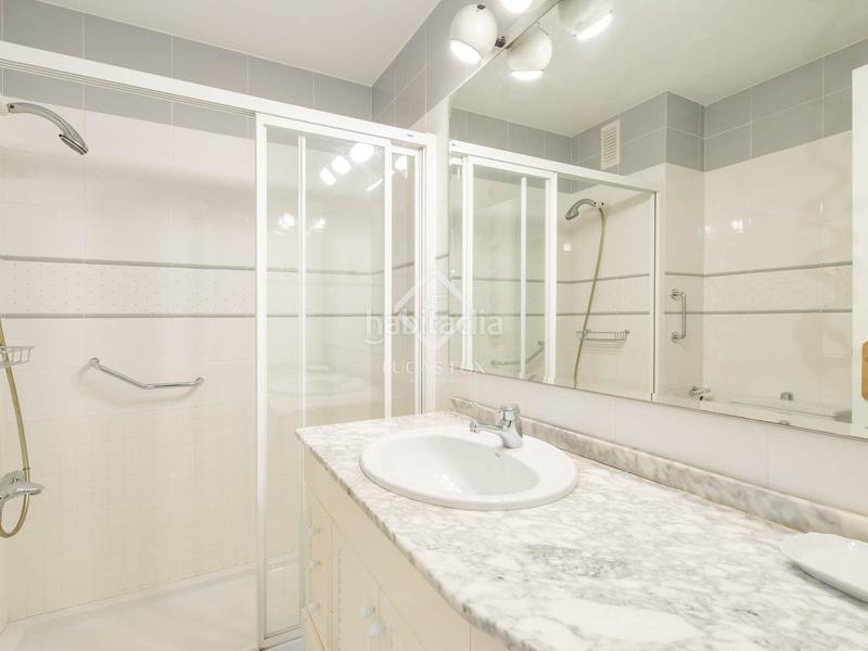 Foto 91de065f-8e1b-4f23-8aaf-be9ee228bc50. Affitto appartamento con parcheggio piscina in Eixample Sant Cugat del Vallès