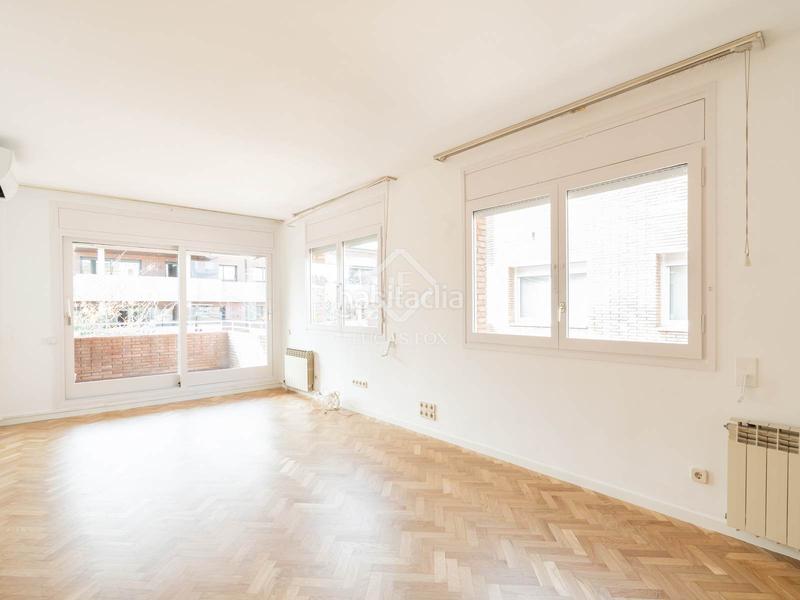 Foto 96fbc9c8-0e7d-4a59-9e76-08aa5f13ea59. Affitto appartamento con parcheggio piscina in Eixample Sant Cugat del Vallès