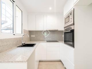 Chalet à Centre. Casa adosada totalmente reformada con terraza en sant boi de llo