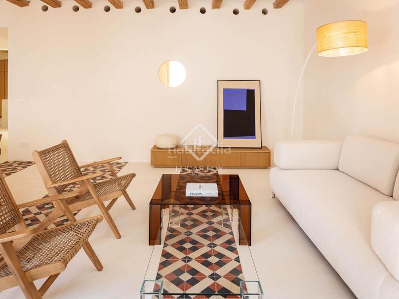 Foto 110ff46c-24e7-4efe-b614-c7ac49ab8c2c. Pis a Gòtic Barcelona