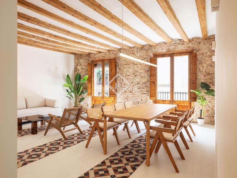 Foto ba4ac684-0c25-4771-85c7-becc0cc14df8. Pis a Gòtic Barcelona